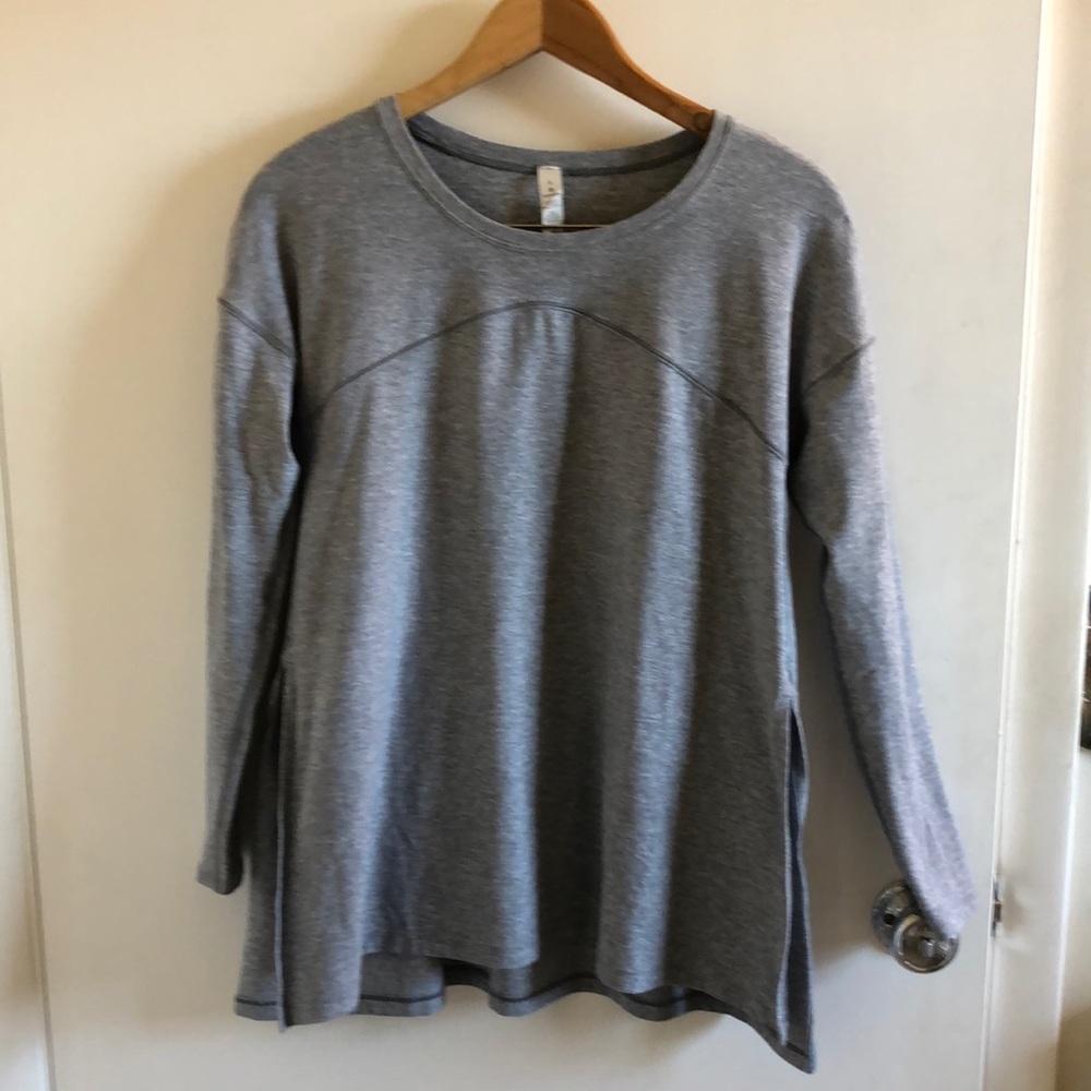 Soft & Basic Lululemon Shirt - image 1